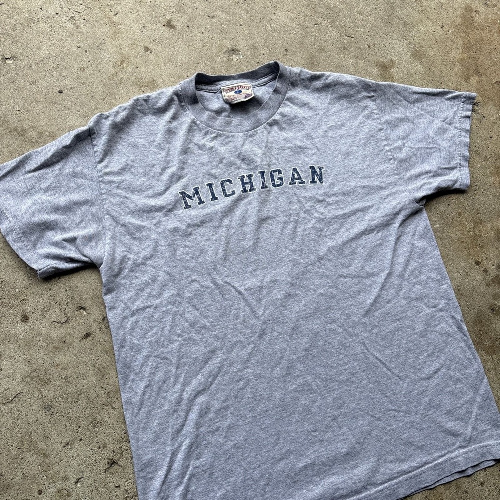 Steve & Barrys Michigan University T Shirt Mens Large Grey Short Sleeve Tee
